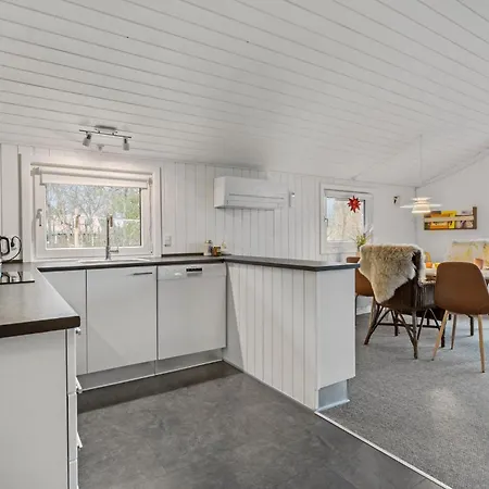 Stunning In With Sauna Casa de Férias Hemmet