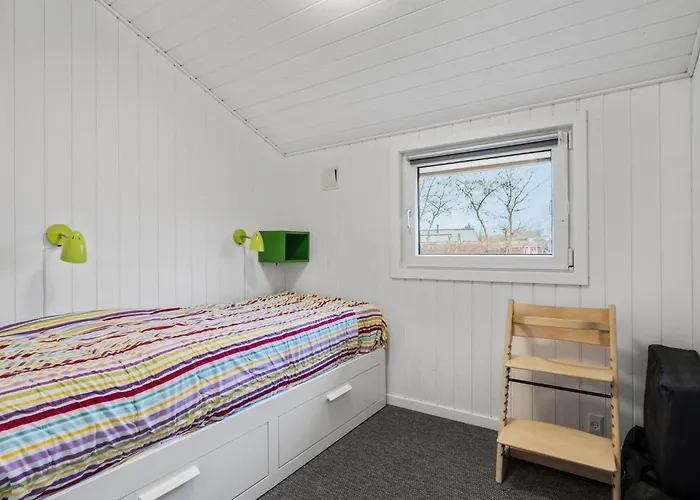 度假居 Stunning In With Sauna Hemmet